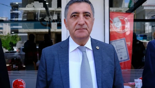 Van Vakfı Başkanı Suat Narin güven tazeledi