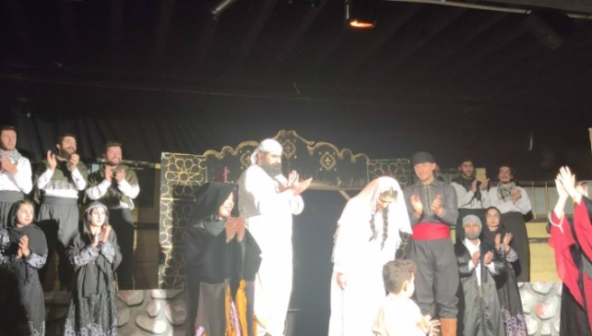 Van Bölge Tiyatrosu’nun Taziye oyunu Van’da büyük ilgi görüyor!