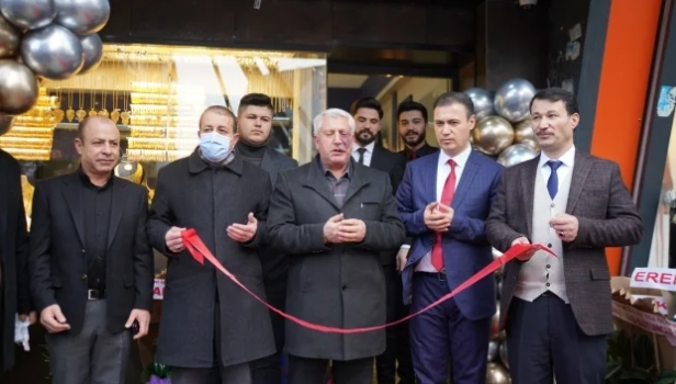 Van'da Kenan Ölmez kuyumculuk açıldı
