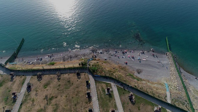 Van'ın ‘Ayanıs Kadınlar Plajı' açıldı