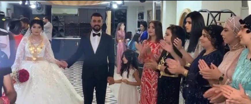 Aslan ailesinin mutlu günü