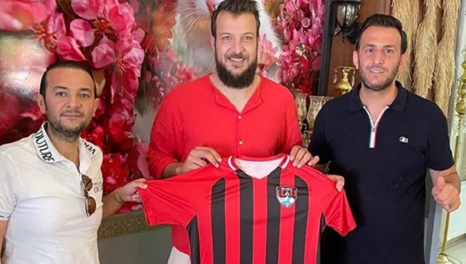 Vanspor, Batuhan Karadeniz ile yolları ayırdı!