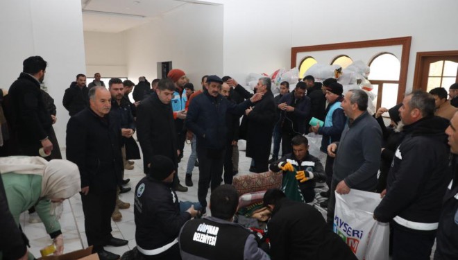 Gürpınar depremzedeler için tek yürek oldu