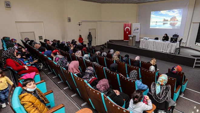 Van Büyükşehir Belediyesinden ‘Ramazan’ semineri