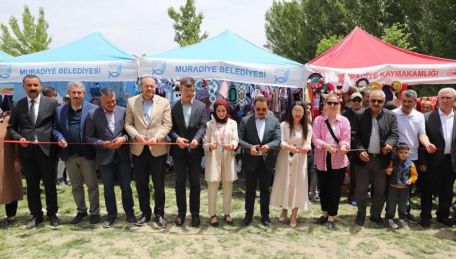 Muradiye’de yılsonu sergisi