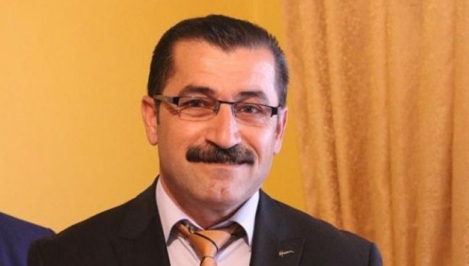 Van'da esnaf satış yapamıyor, işçi hakkını alamıyor