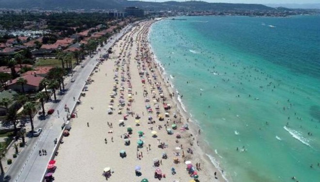 O ilçede Beach Club'lara giriş, 300 TL'den başlıyor!