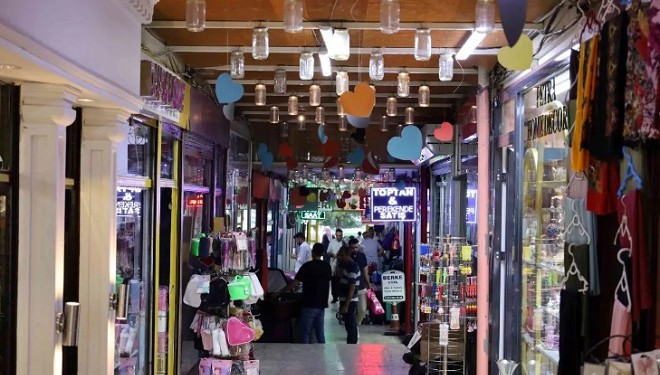 Van'ın pasajları: Cadde esnafı geri dönüyor