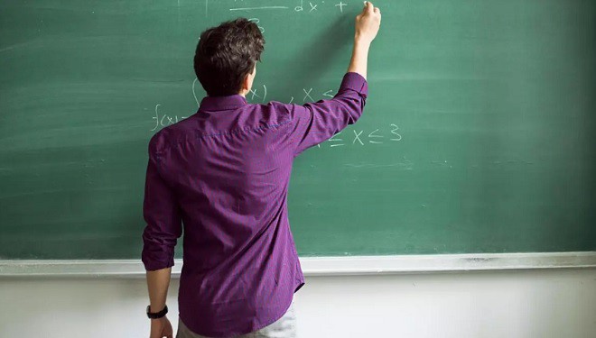 Ek ders ücreti ne kadar oldu? Ücretli öğretmenlik 1 ek ders saati kaç lira? (2023)
