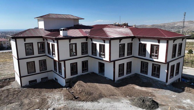 Van Bostaniçi yaşam merkezi açılış için gün sayıyor