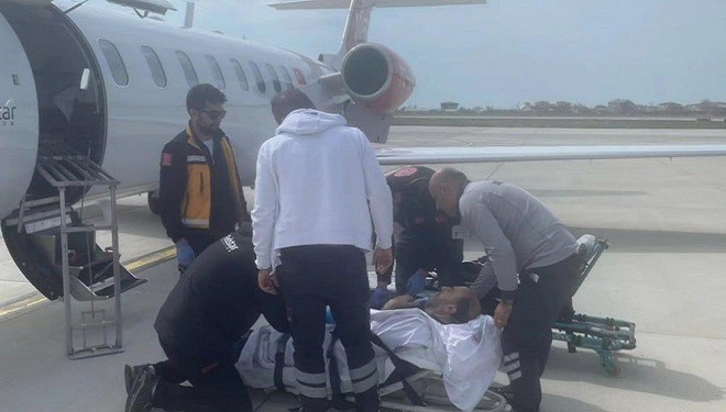 Van’da 58 yaşındaki hasta için ambulans uçak havalandı