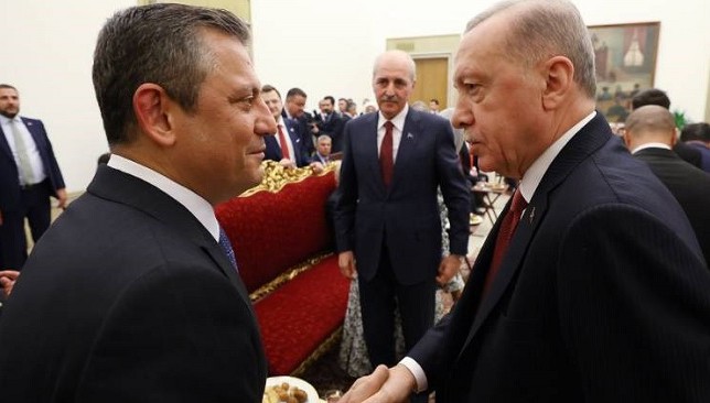 Erdoğan ile Özel, Meclis resepsiyonunda bir araya geldi