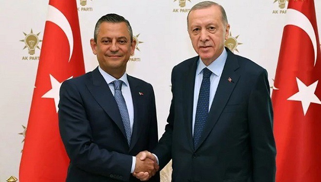 Erdoğan'dan Özel'e seçim tebriği