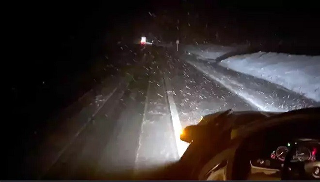 Tendürek geçidinde tipi etkili oldu