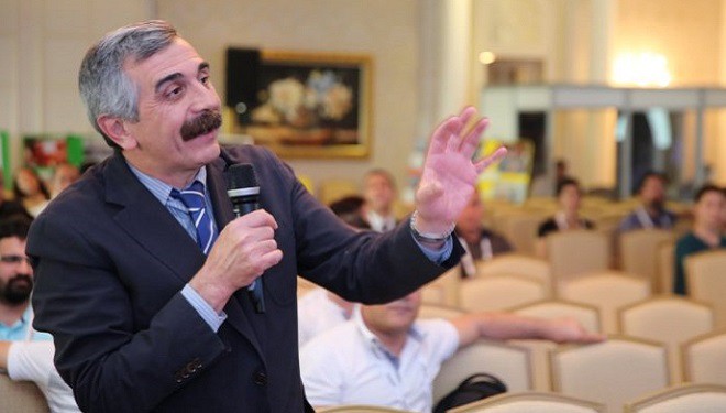 Sevilen doktor, Prof. Kotan kalp krizi geçirdi