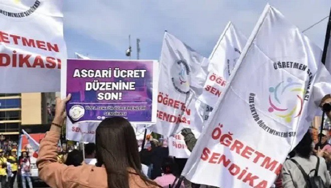 Özel sektör öğretmenlerinin eylemine polis engeli!
