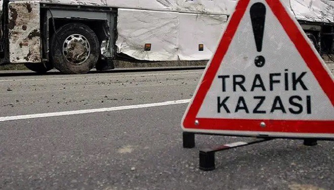 Van-Başkale yolunda İran plakalı tır devrildi: 1 yaralı