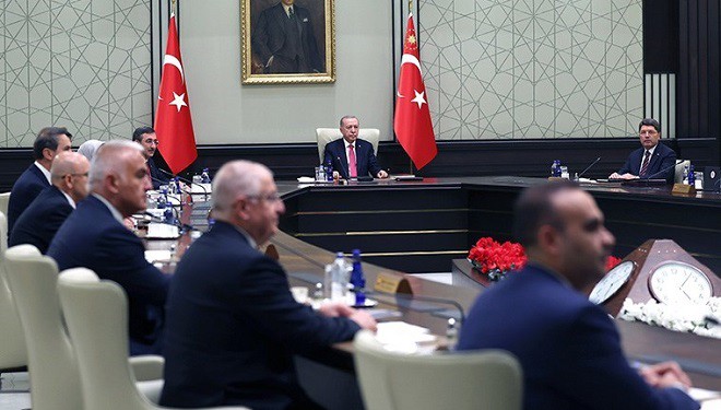 Emekli maaşında düğüm çözülecek mi?