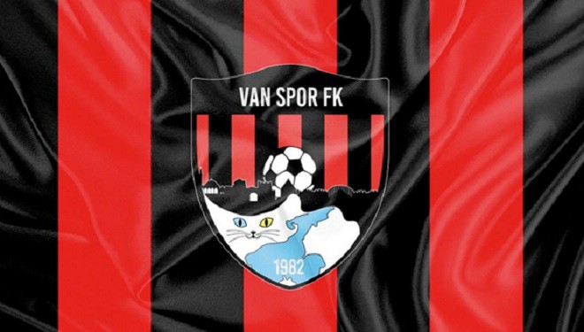 Vanspor, genç stoper ile 2 yıllık anlaşma sağladı