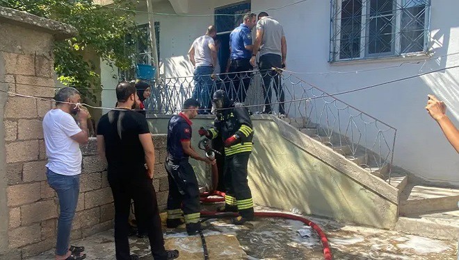 Evin bodrum katında patlama: 1'i ağır 3 yaralı!