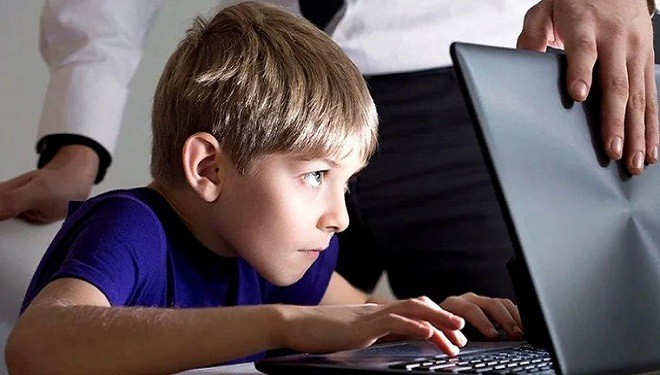 Uzmanlardan çocuklar için 'dijital özgürlük' uyarısı!
