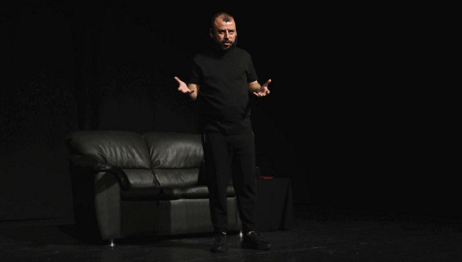 Van’da Zikopişto adlı stand-up gösterisine yoğun ilgi