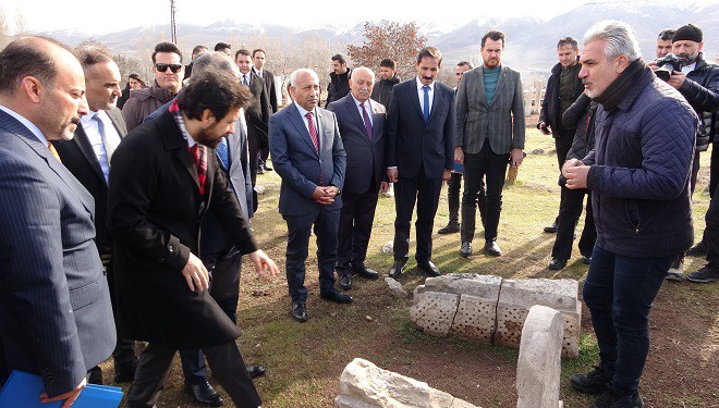 Kültür ve Turizm Bakan Yardımcısı Mumcu Van'da konuştu