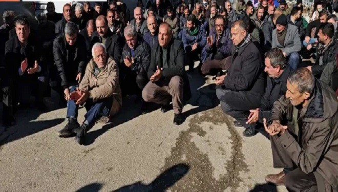 Bahçesaray’da kayyum protestoları ikinci gününde