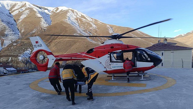 Helikopter ambulans 60 yaşındaki hasta için havalandı