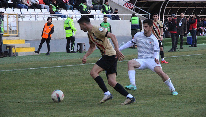 TFF 2.Lig: Karaman FK: 0 - Vanspor FK: 2 (Maç Özeti)