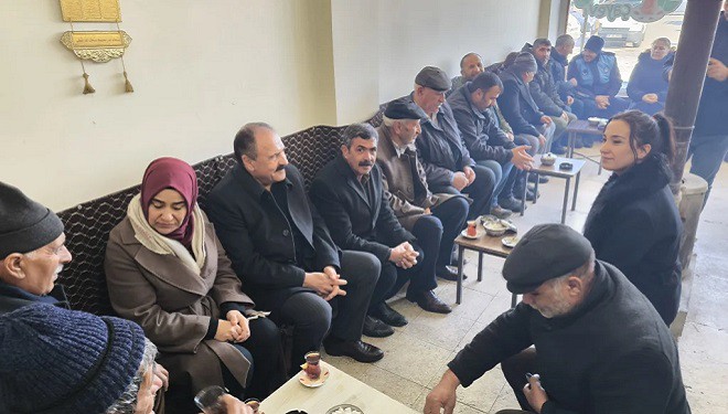 Çaldıran esnafı DEM Parti heyetini ağırladı