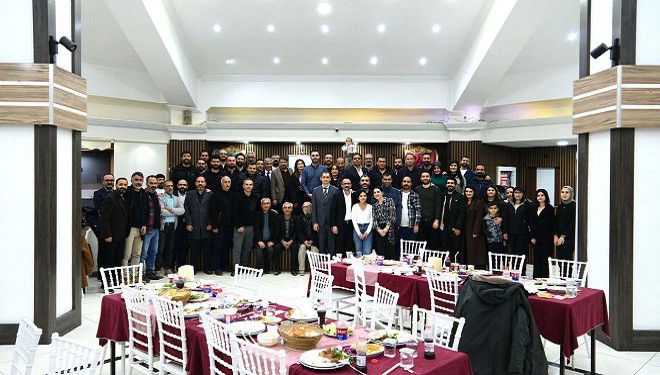 VGC'nin iftar programına yoğun ilgi