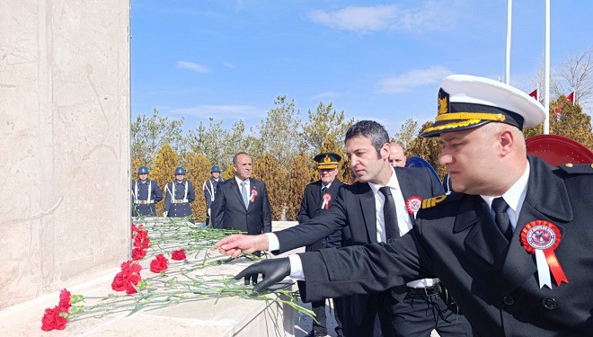 Van'da 18 Mart Şehitleri Anma Günü ve Çanakkale Zaferi'nin yıl dönümü