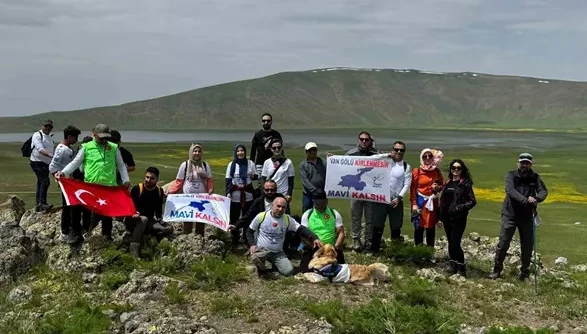 Doğaseverler, Erciş’in gizli cenneti Meydan Yaylası’nda buluştu