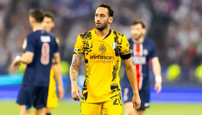 Hakan Çalhanoğlu'nun babasından dikkat çeken paylaşım!