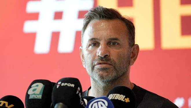 Okan Buruk: Osimhen bizimle yola devam etmek istiyor