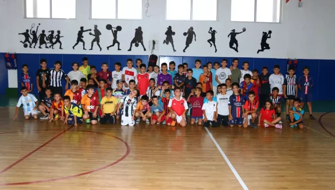 Edremit Belediyesi futsal kursuna yoğun ilgi 