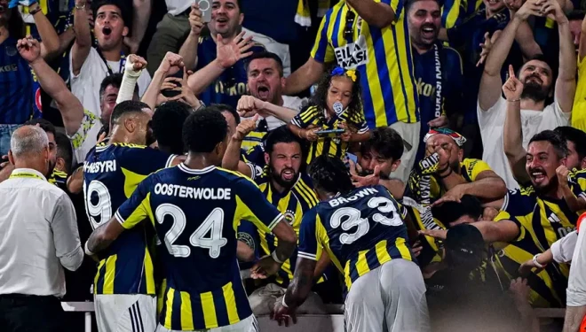 Fenerbahçe, Kadıköy'de Feyenoord'u devirdi