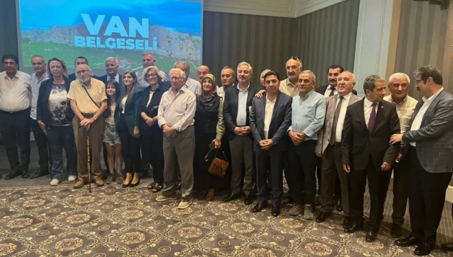 Senar Turgut'un yönetmenliğini yaptığı Van Tanıtım Belgeseli galası yoğun ilgi gördü
