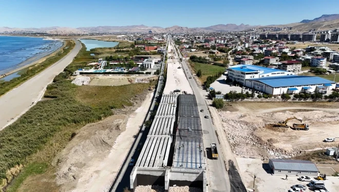 Vali Balcı