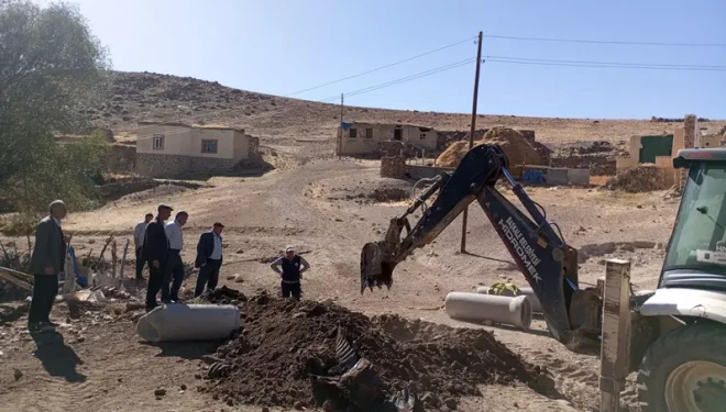 Başkale Belediyesi Altyapı Çalışmalarını Tüm Hızıyla Sürdürüyor 