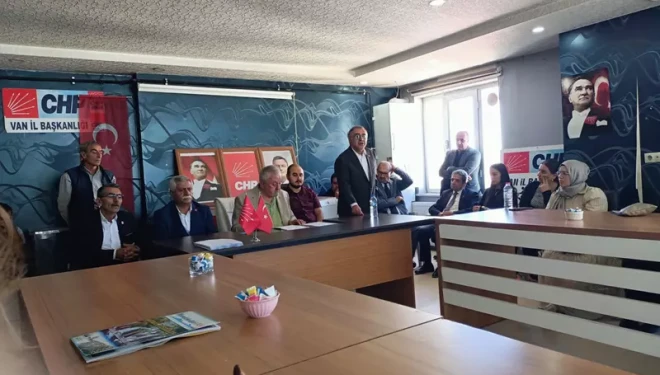 CHP, Tuşba kongresini gerçekleştirdi