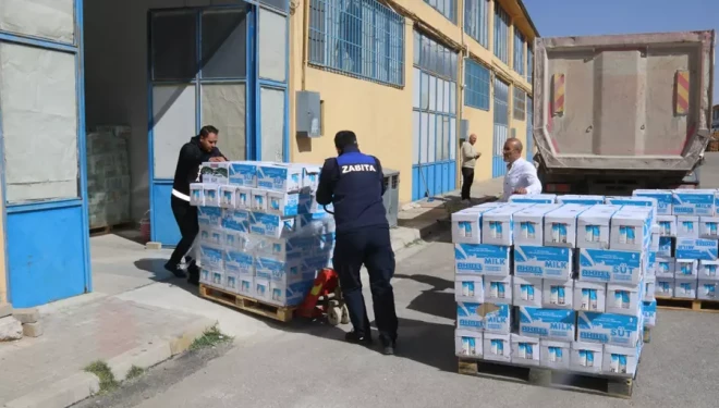 İşletmeci talep etti Edremit Belediyesi ekipleri ürünleri imha etti