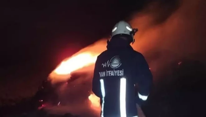 Van’da 800 bağ ot yanarak kül oldu