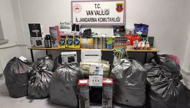 Van’da gümrük kaçağı malzeme ele geçirildi