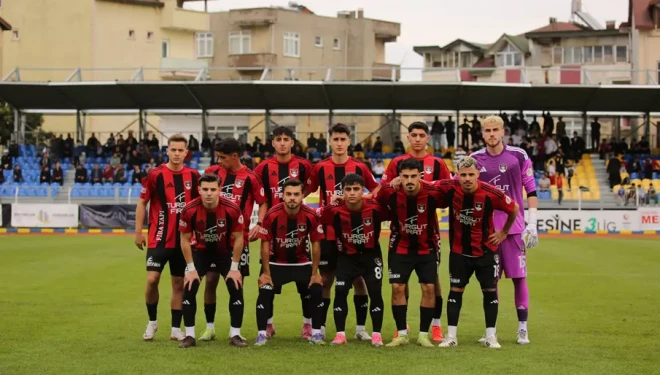 Vanspor kupada zor da olsa turu atladı