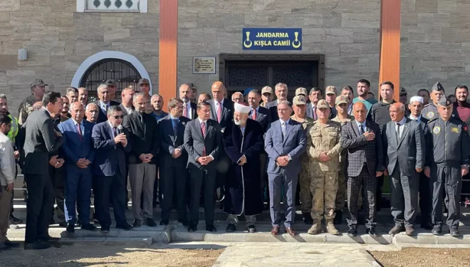 Van Jandarma Kışla Camii ibadete açıldı