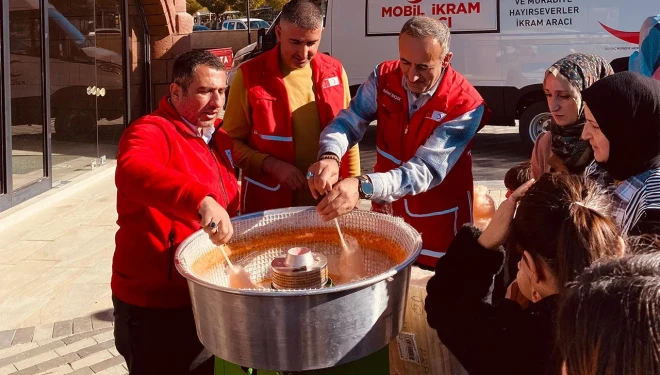 Edremit'te Kızılay Haftası kutlandı