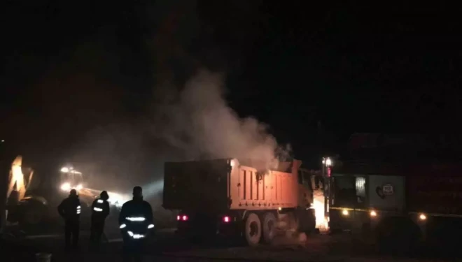 Başkale’de samanlıkta korkutan yangın