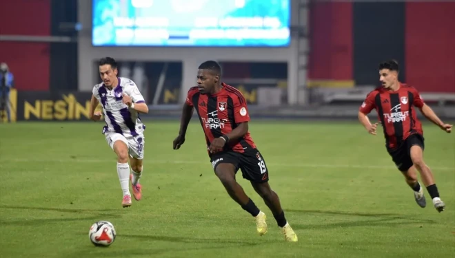 Vanspor - Serikspor maçı ne zaman, hangi kanalda, saat kaçta?